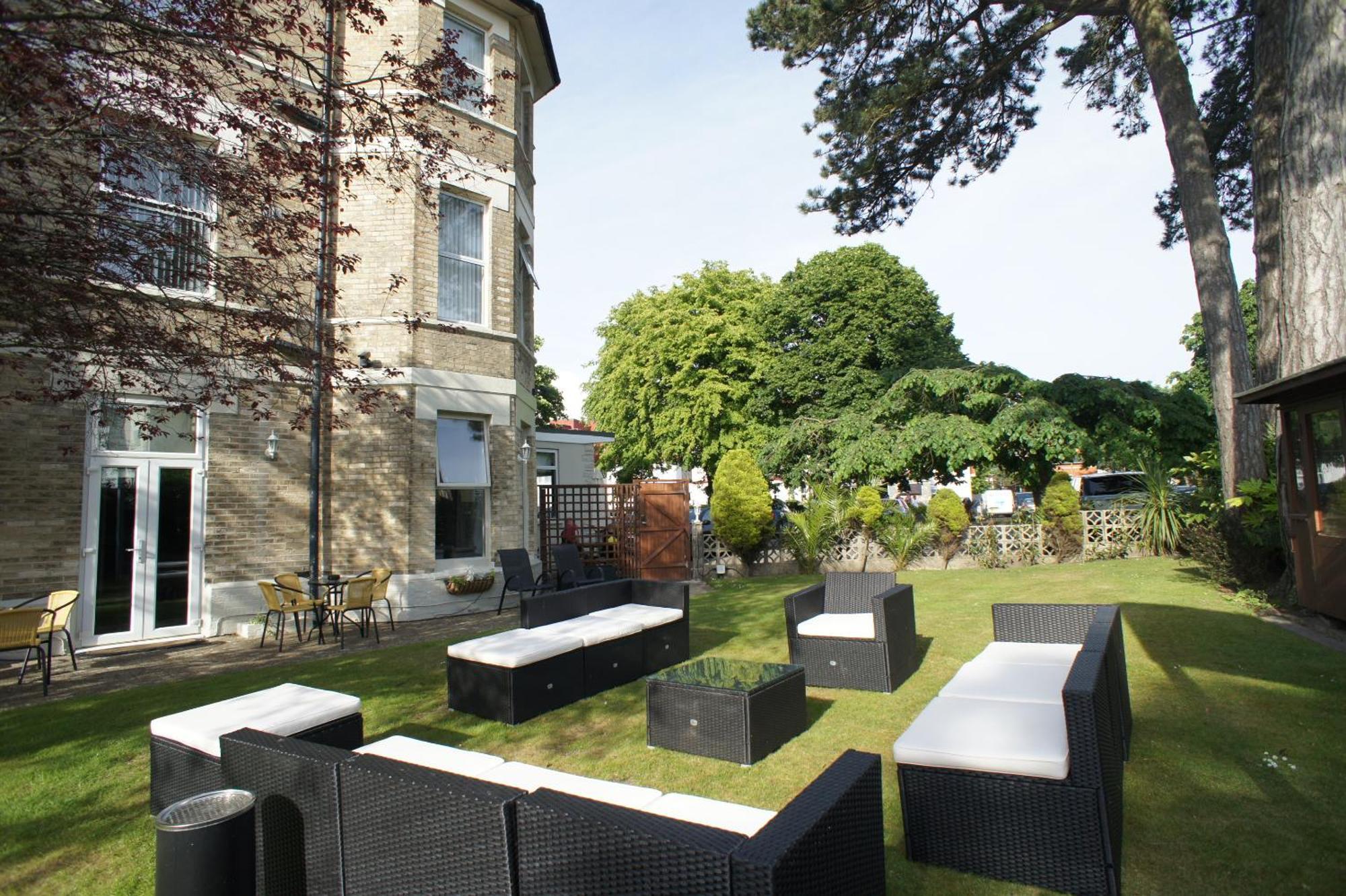 Applewood Hotel Bournemouth Exterior photo