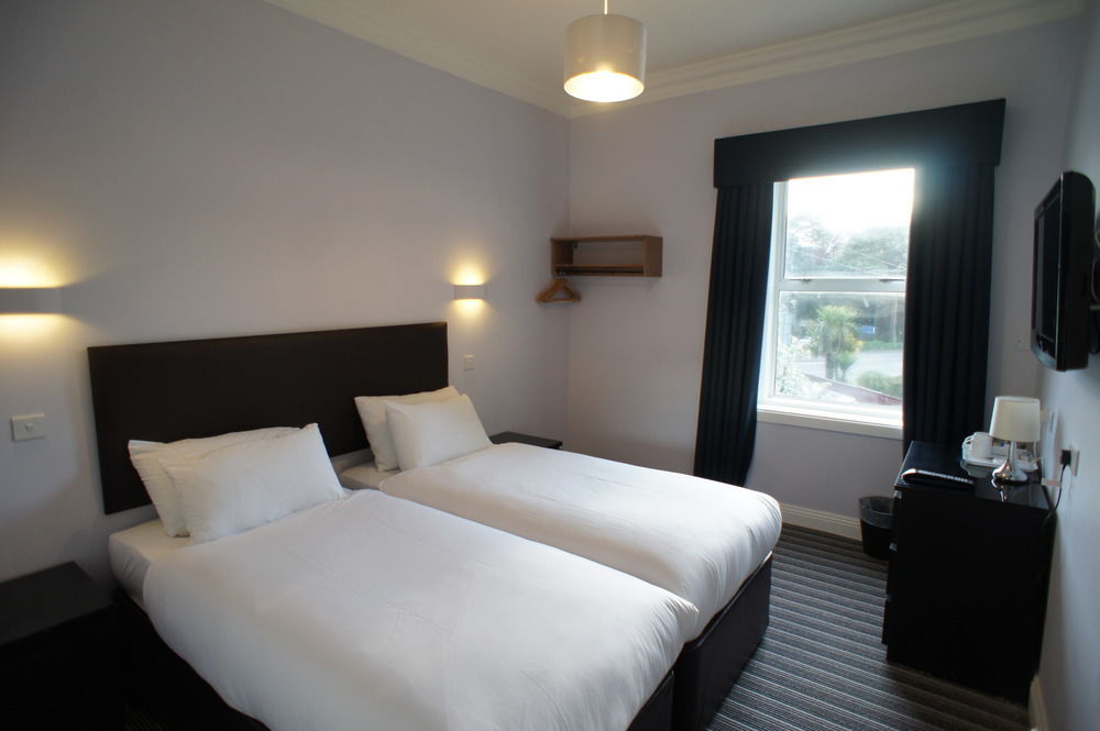 Applewood Hotel Bournemouth Exterior photo