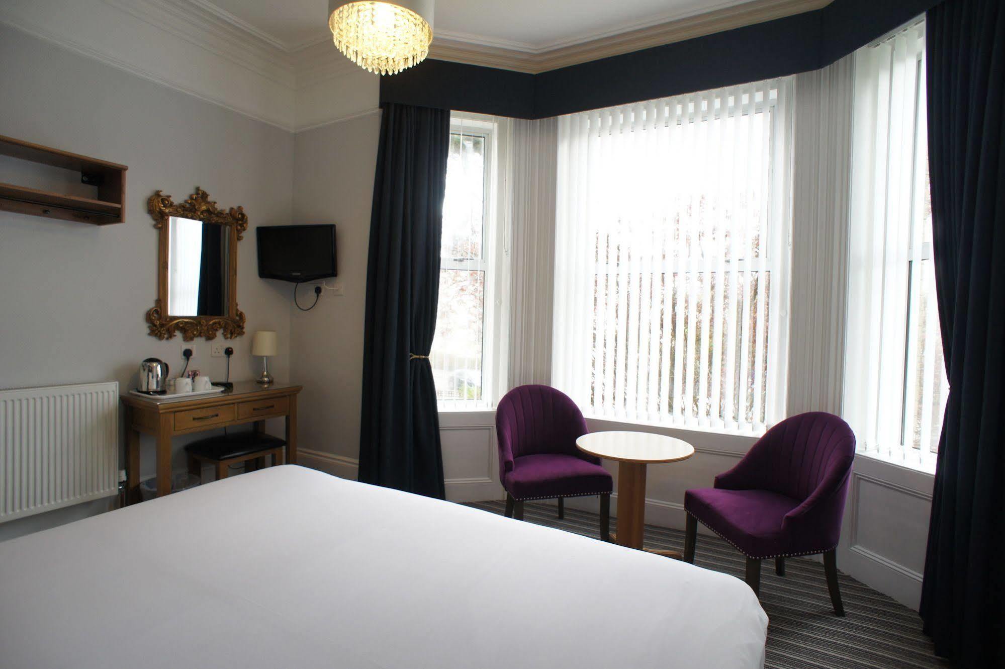 Applewood Hotel Bournemouth Exterior photo